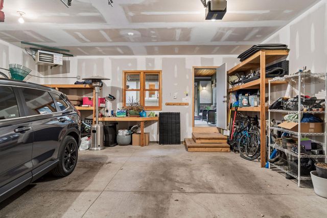 2305 Newton Avenue S, Minneapolis, MN 55405