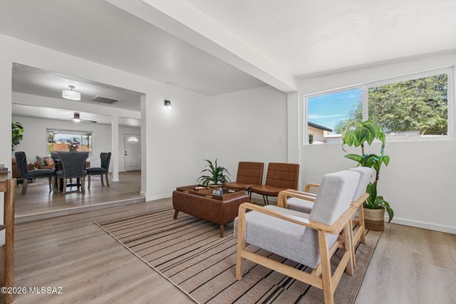 6702 E Koralee Street, Tucson, AZ 85710
