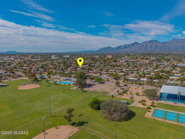 6702 E Koralee Street, Tucson, AZ 85710
