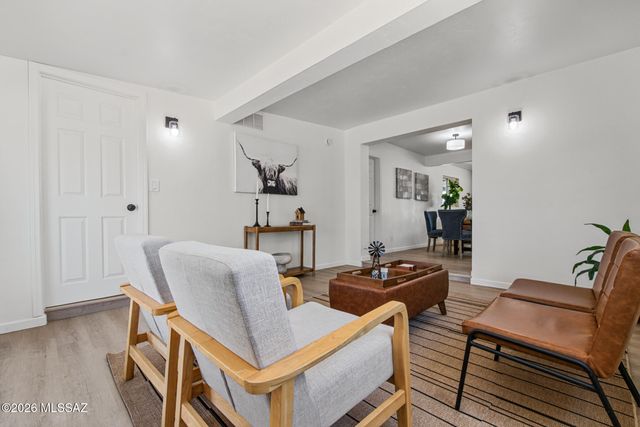 6702 E Koralee Street, Tucson, AZ 85710