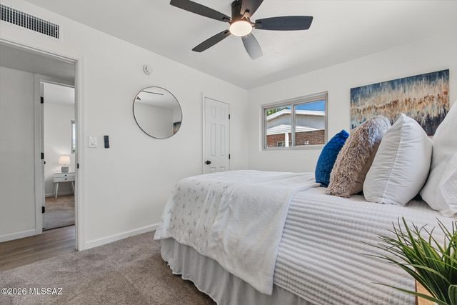 6702 E Koralee Street, Tucson, AZ 85710