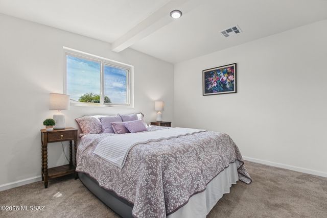 6702 E Koralee Street, Tucson, AZ 85710