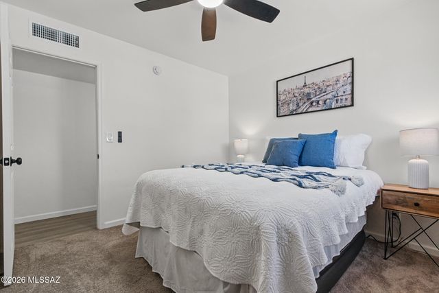6702 E Koralee Street, Tucson, AZ 85710