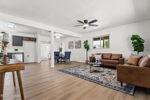 6702 E Koralee Street, Tucson, AZ 85710