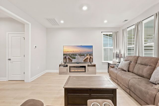 2616 Hillbourne Loop, North Myrtle Beach, SC 29582