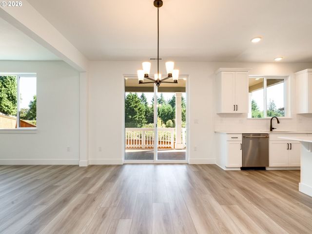 5954 SORRENTO St, Salem, OR 97306
