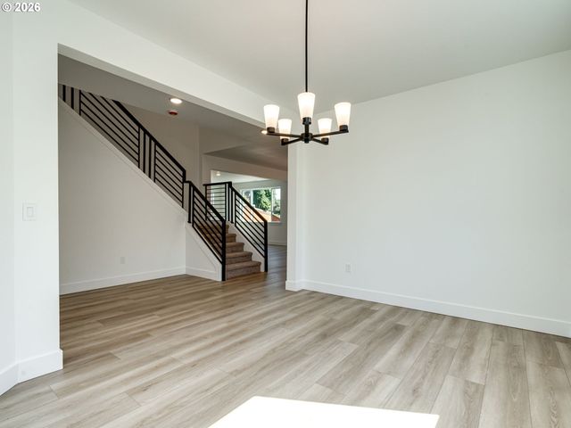 5954 SORRENTO St, Salem, OR 97306