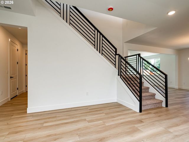 5954 SORRENTO St, Salem, OR 97306