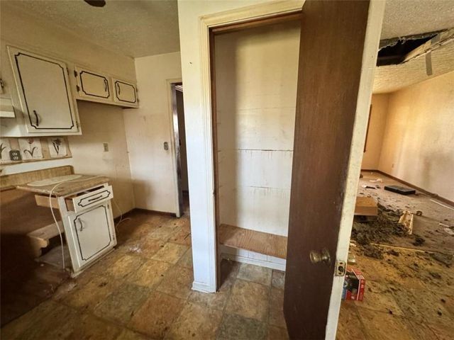 105 Atlas Way, Calhoun, GA 30701