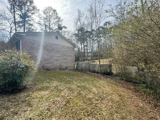 105 Atlas Way, Calhoun, GA 30701