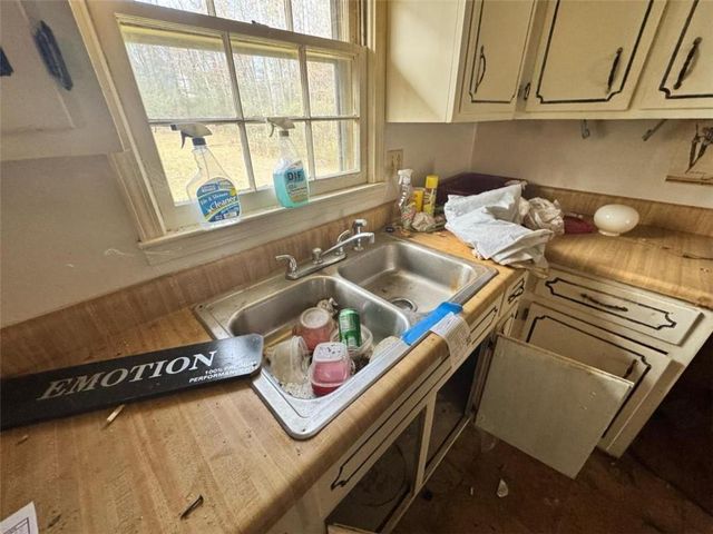 105 Atlas Way, Calhoun, GA 30701