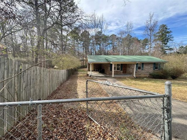 105 Atlas Way, Calhoun, GA 30701