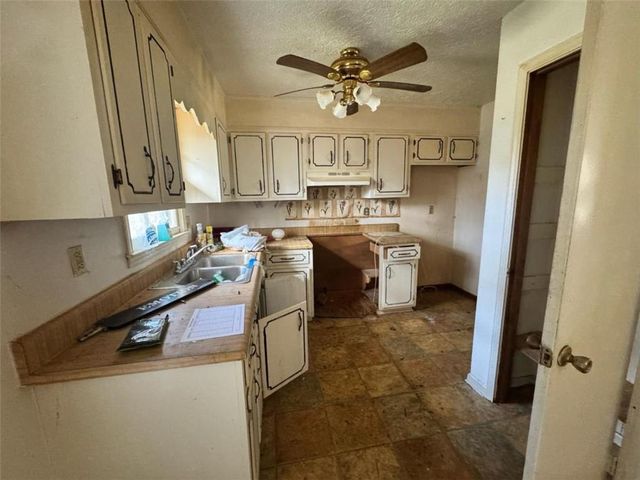 105 Atlas Way, Calhoun, GA 30701