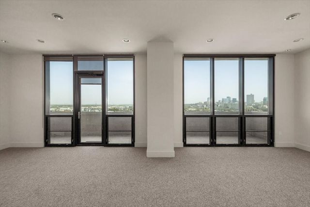 3100 W 7th Street 719, Fort Worth, TX 76107