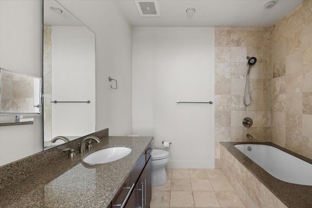 3100 W 7th Street 719, Fort Worth, TX 76107
