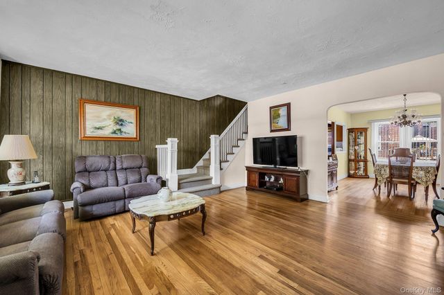 1832 Narragansett Avenue Avenue, Bronx, NY 10461