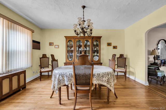 1832 Narragansett Avenue Avenue, Bronx, NY 10461