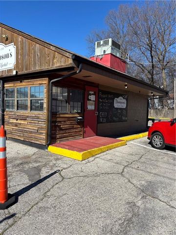 522 E 23rd Street S, Independence, MO 64055