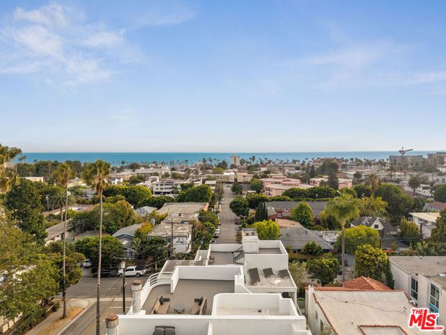 611 Pacific Street, Santa Monica, CA 90405