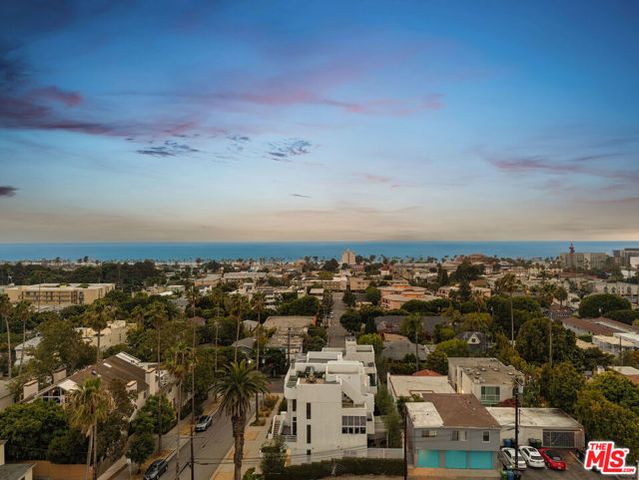 611 Pacific Street, Santa Monica, CA 90405