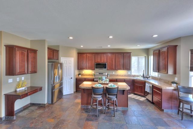 6801 Varni Way, Hughson, CA 95326