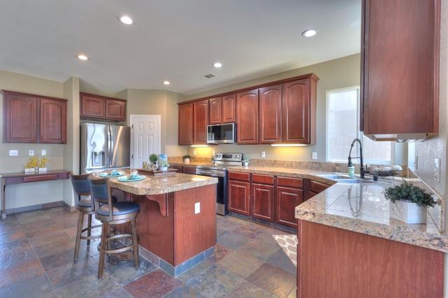6801 Varni Way, Hughson, CA 95326
