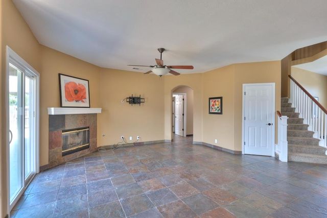 6801 Varni Way, Hughson, CA 95326
