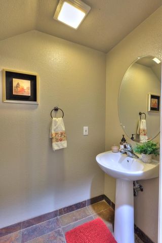 6801 Varni Way, Hughson, CA 95326