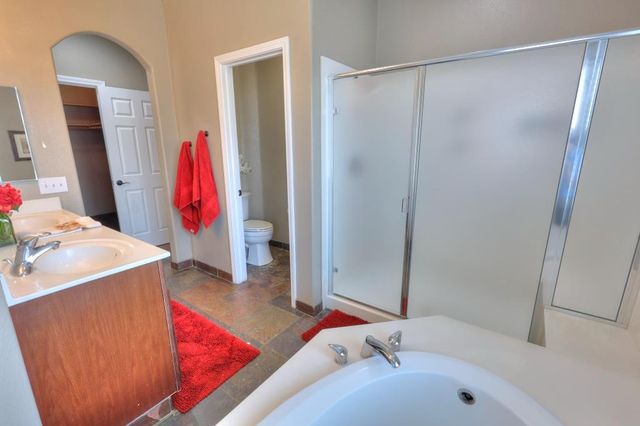 6801 Varni Way, Hughson, CA 95326