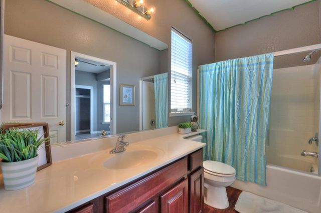 6801 Varni Way, Hughson, CA 95326