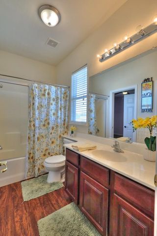 6801 Varni Way, Hughson, CA 95326