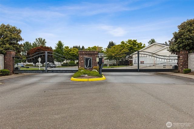 4819 Stratford Lane SE, Olympia, WA 98501