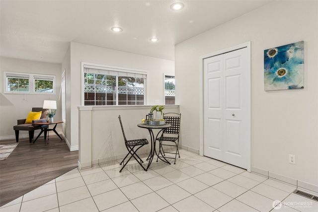 4819 Stratford Lane SE, Olympia, WA 98501
