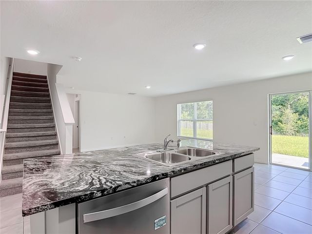 7737 ROSEWOOD GARDEN LOOP, Tampa, FL 33637