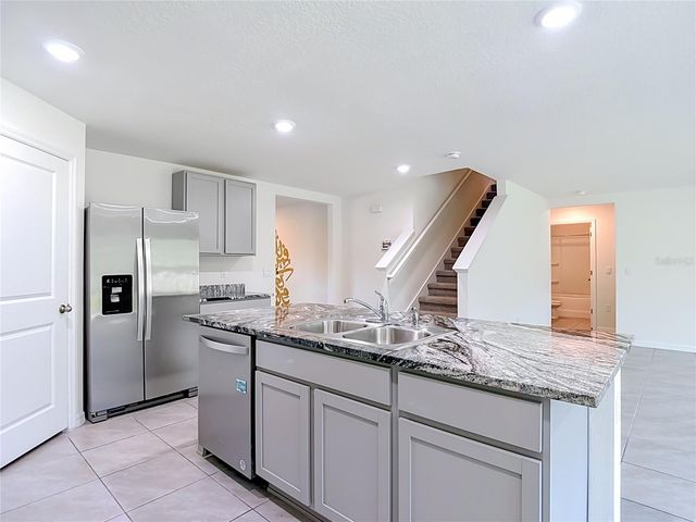 7737 ROSEWOOD GARDEN LOOP, Tampa, FL 33637