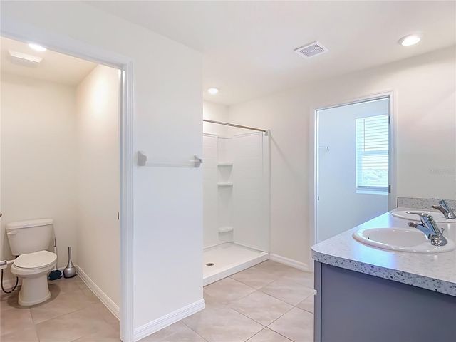 7737 ROSEWOOD GARDEN LOOP, Tampa, FL 33637