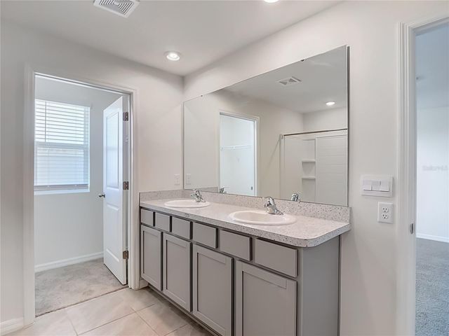 7737 ROSEWOOD GARDEN LOOP, Tampa, FL 33637