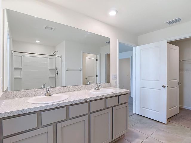 7737 ROSEWOOD GARDEN LOOP, Tampa, FL 33637