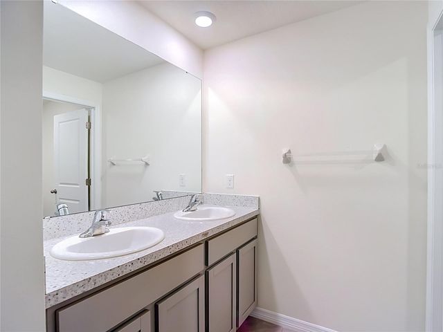 7737 ROSEWOOD GARDEN LOOP, Tampa, FL 33637