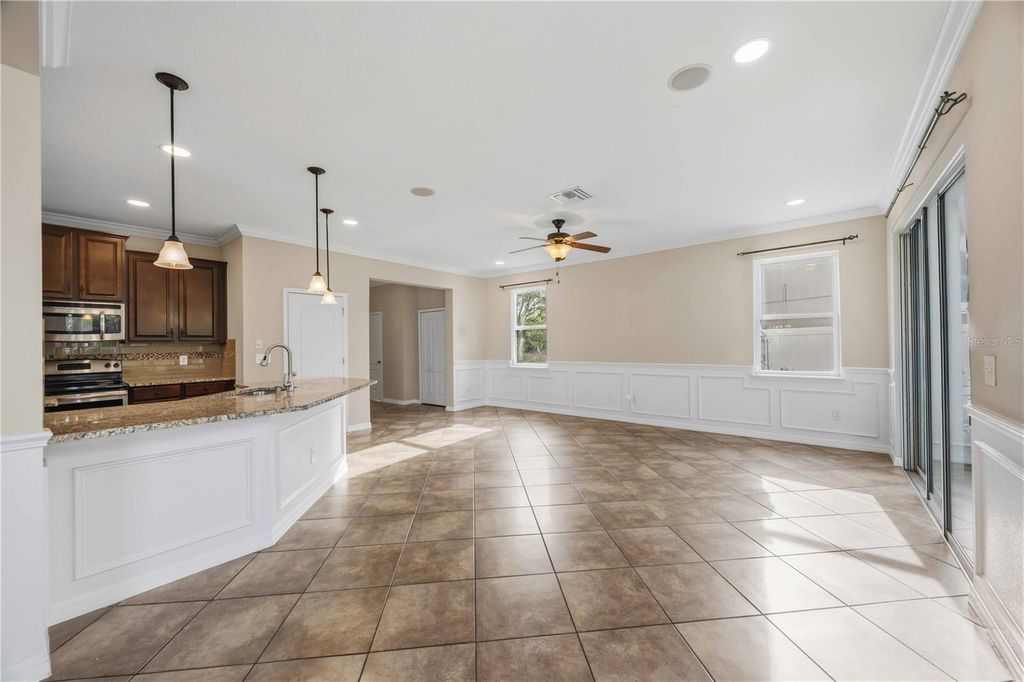 Image 10 of property listing at 3937 KING BRIDGE PLACE, Ellenton, FL 34222