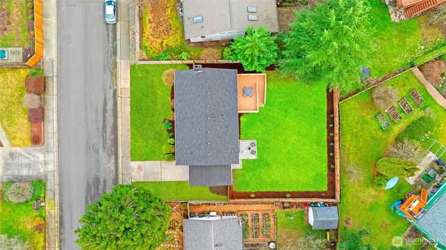 15833 NE 110th Street, Redmond, WA 98052