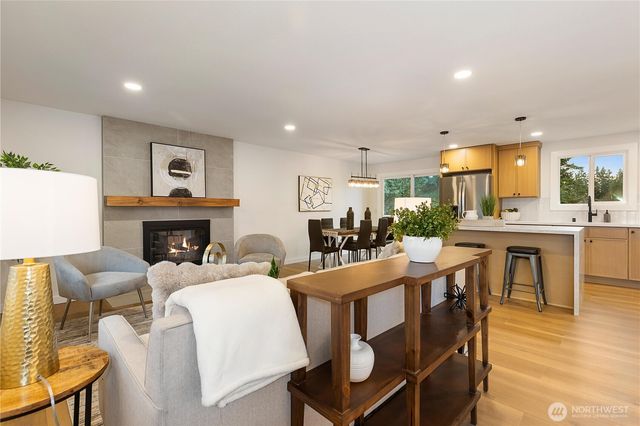 15833 NE 110th Street, Redmond, WA 98052