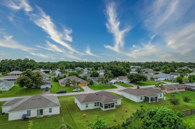 3049 SW Lucerne Street, Port St Lucie, FL 34953
