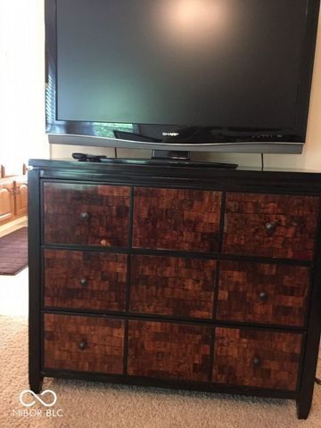 7569 Cherry Hill Drive, Indianapolis, IN 46254