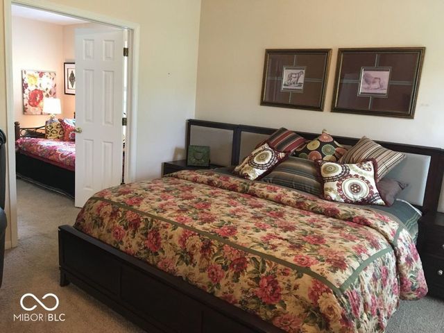 7569 Cherry Hill Drive, Indianapolis, IN 46254