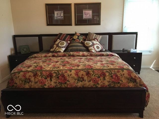 7569 Cherry Hill Drive, Indianapolis, IN 46254