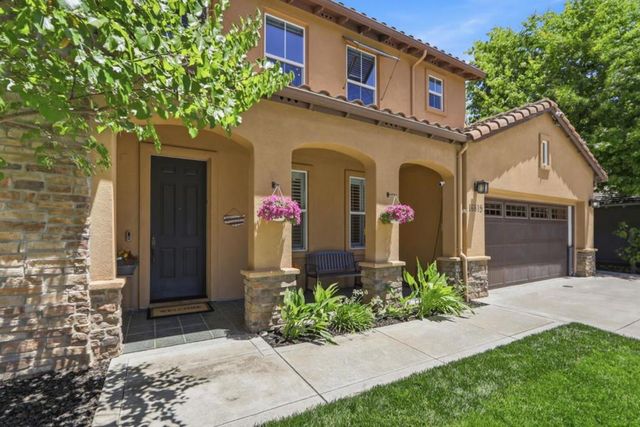 16815 Cabernet Circle, Morgan Hill, CA 95037