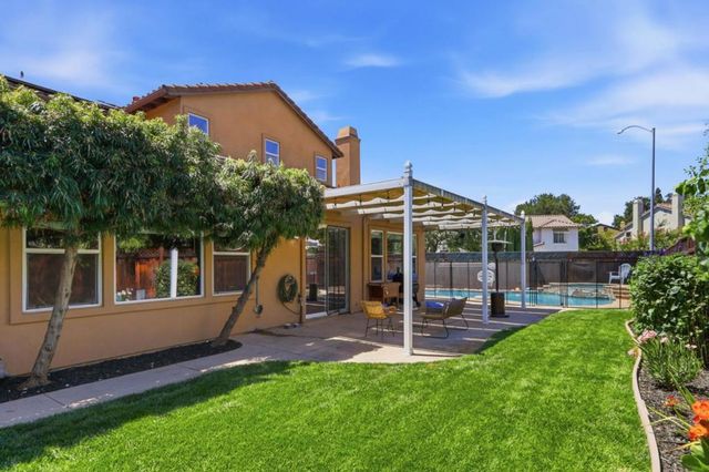 16815 Cabernet Circle, Morgan Hill, CA 95037