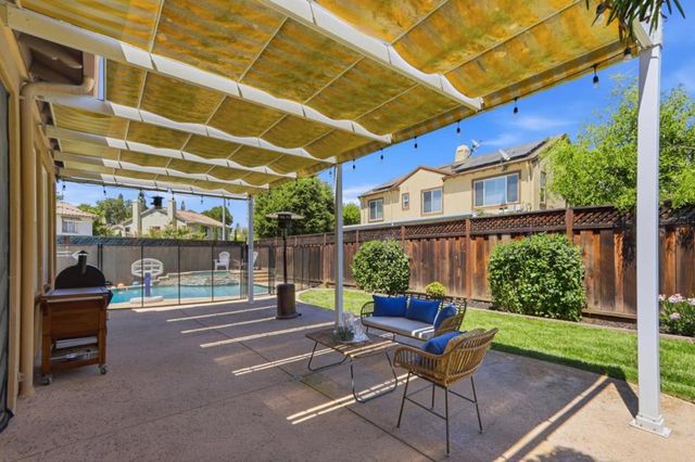16815 Cabernet Circle, Morgan Hill, CA 95037