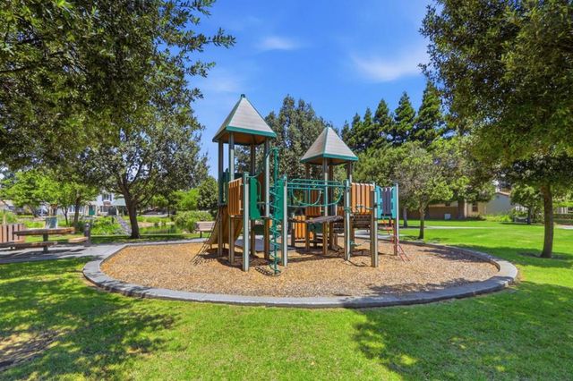 16815 Cabernet Circle, Morgan Hill, CA 95037